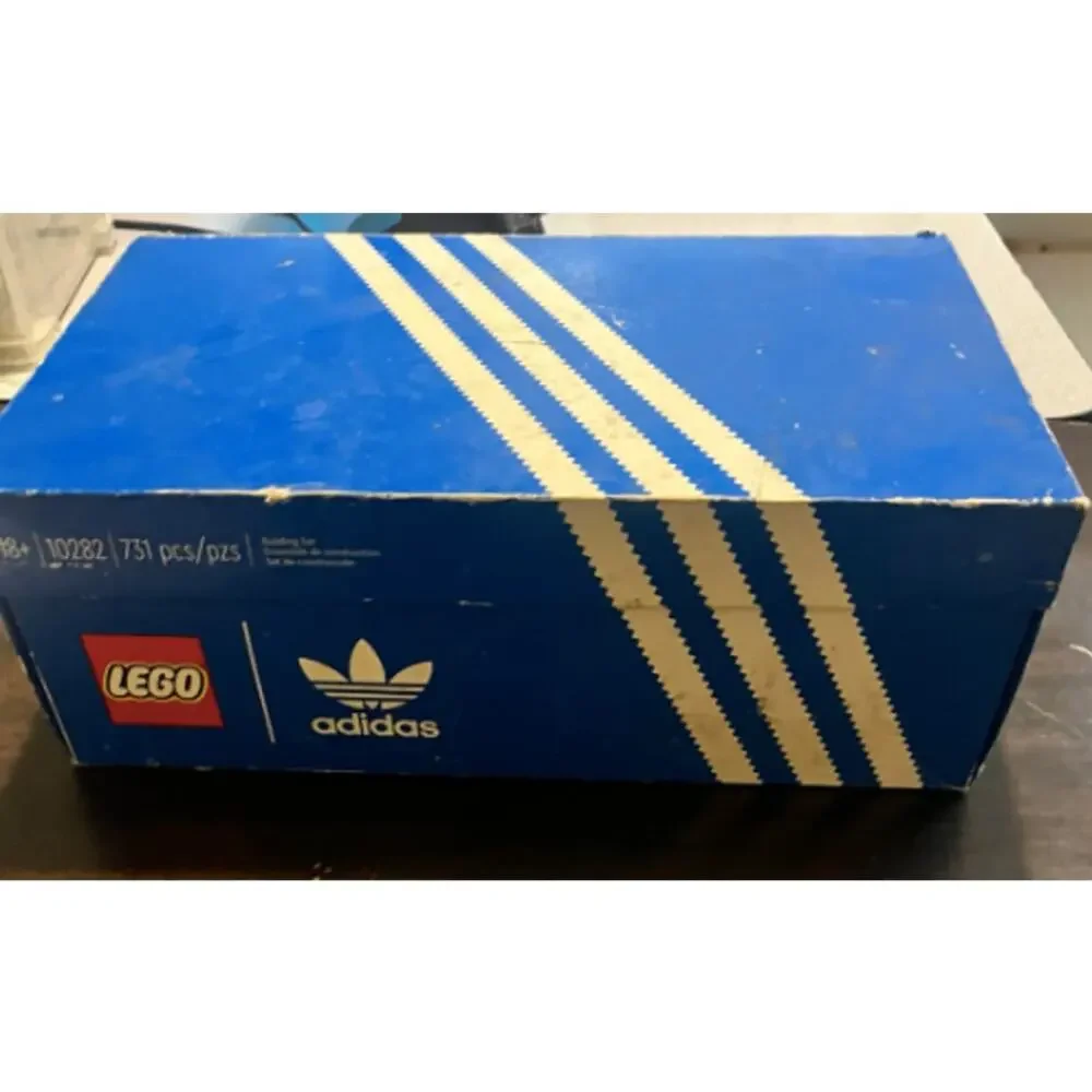 LEGO 10282 Adidas Originals Superstar 731pc Complete Set Disassembled
